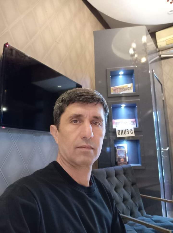  ,   Ahmet, 39 ,   ,   