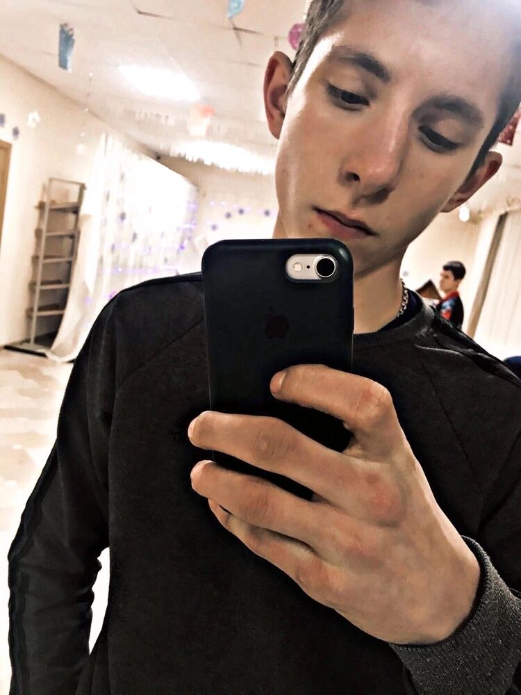  31085041  , 20 ,    