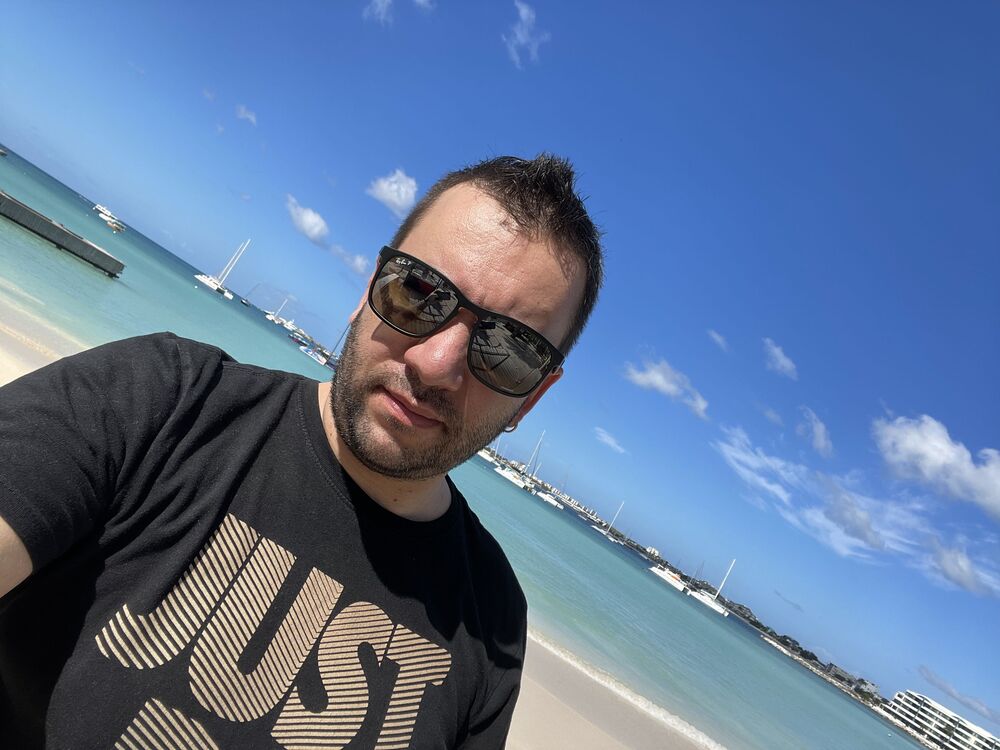  ,   Tony, 41 ,   ,   