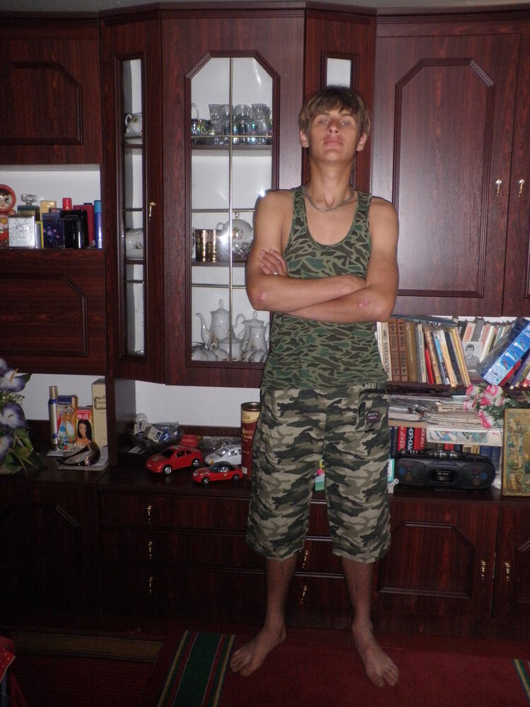  5839541  DAMIR, 32 ,    