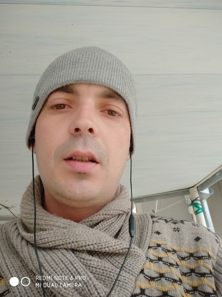  ,   Iurii, 38 ,   