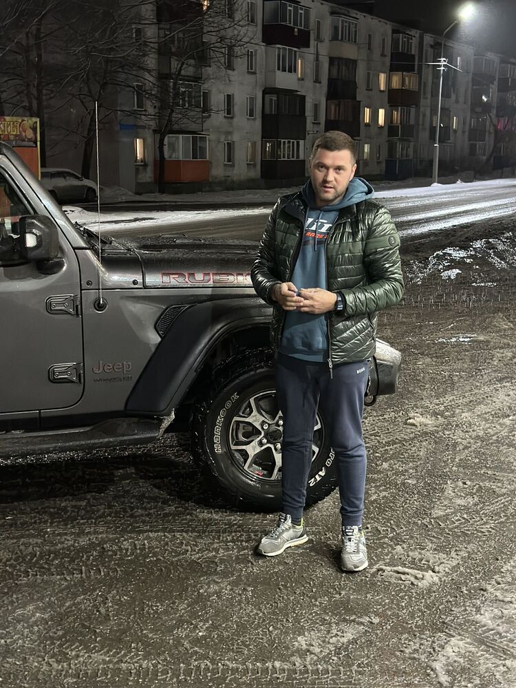  36497181  Valera, 36 ,    -