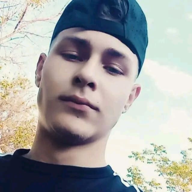  ,   Vlad, 20 ,   ,   , c , 