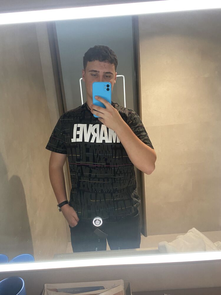  44568791  , 19 ,    