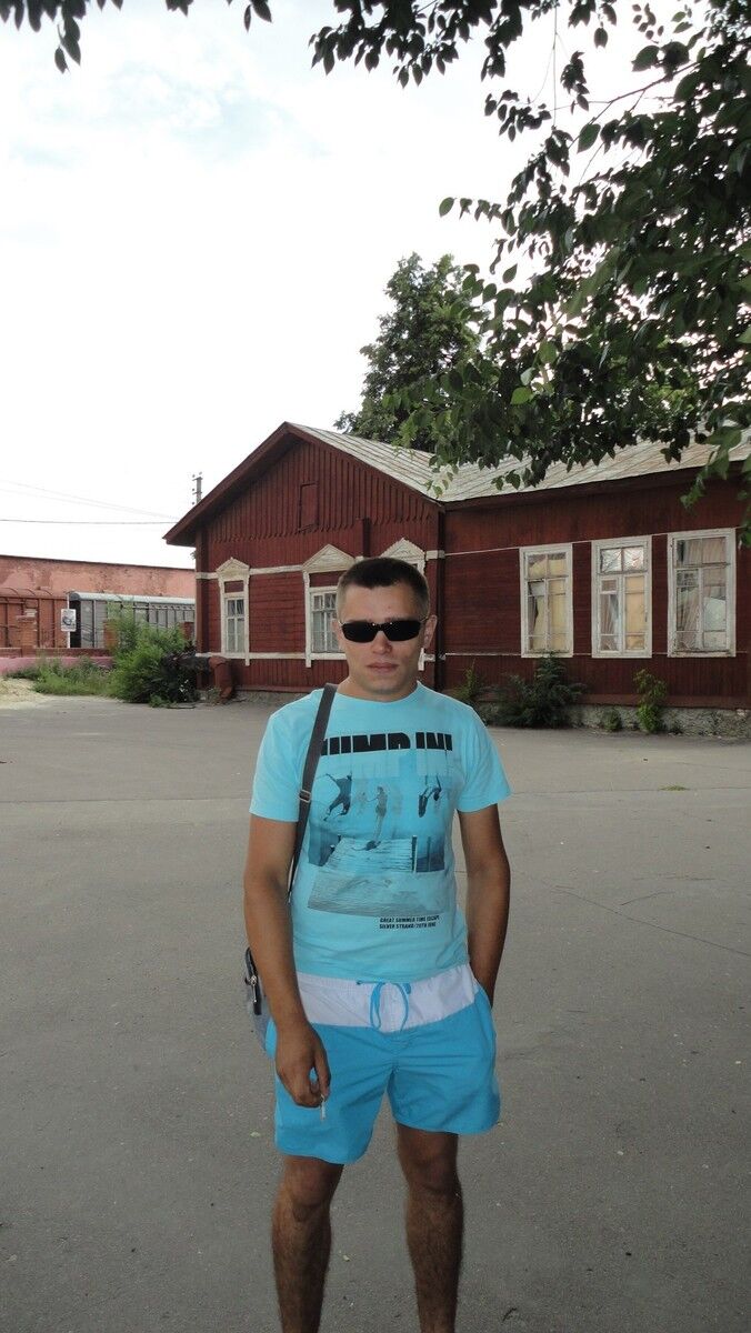  ,   Artur, 39 ,   ,   , c 