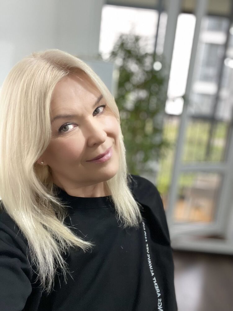  -,   Anastasia, 54 ,   ,   