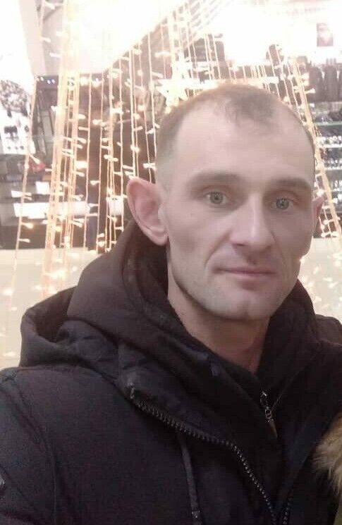  ,   Pavel, 37 ,   ,   , c , 