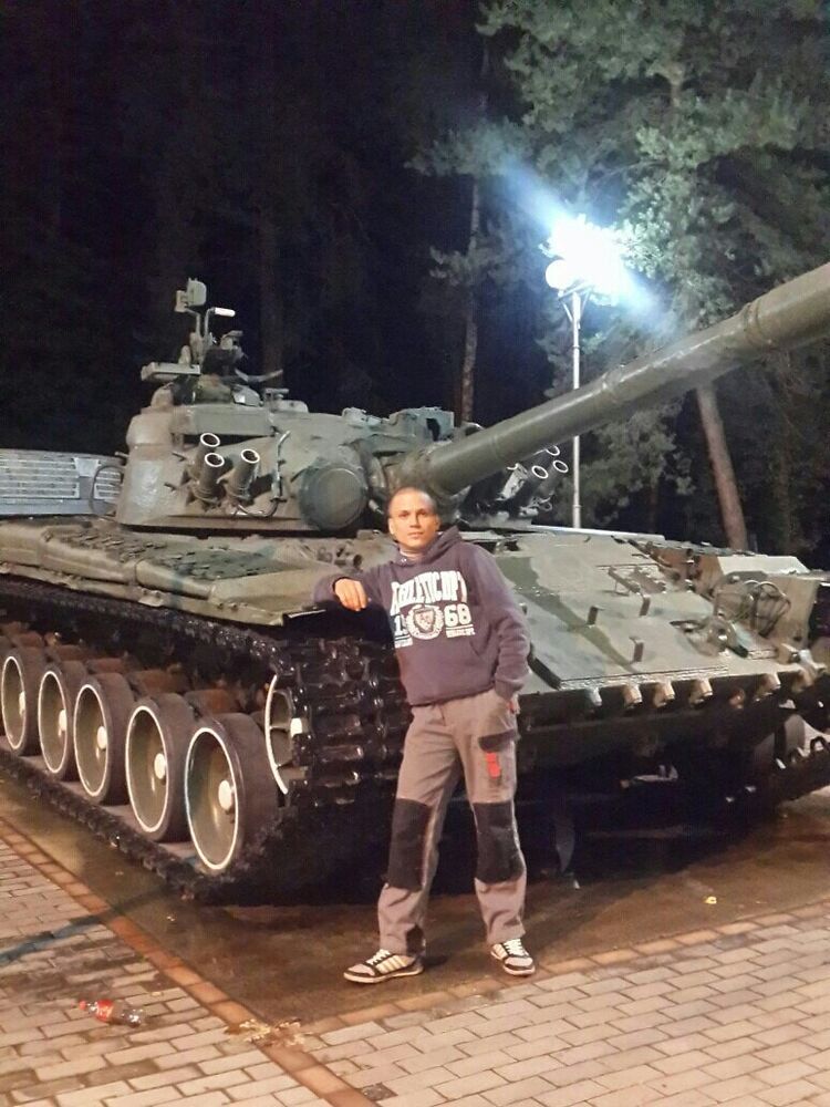  20618611  , 35 ,    