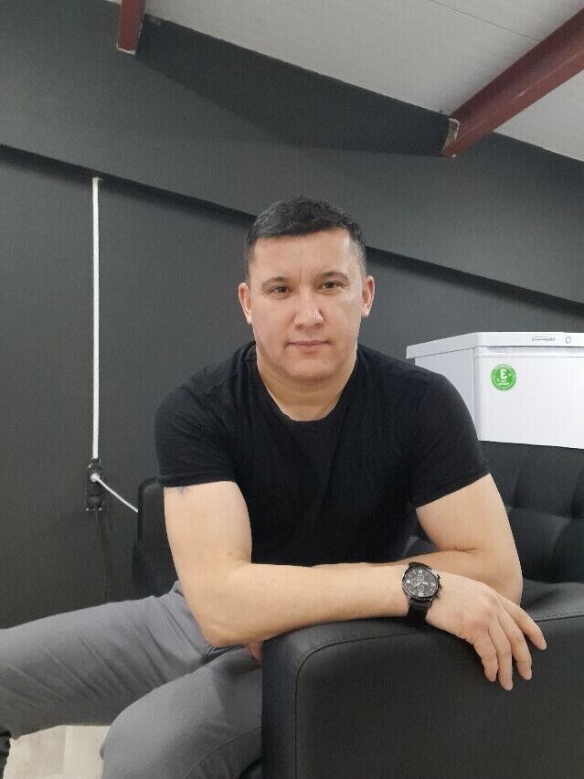  23941821  Morgen, 34 ,    