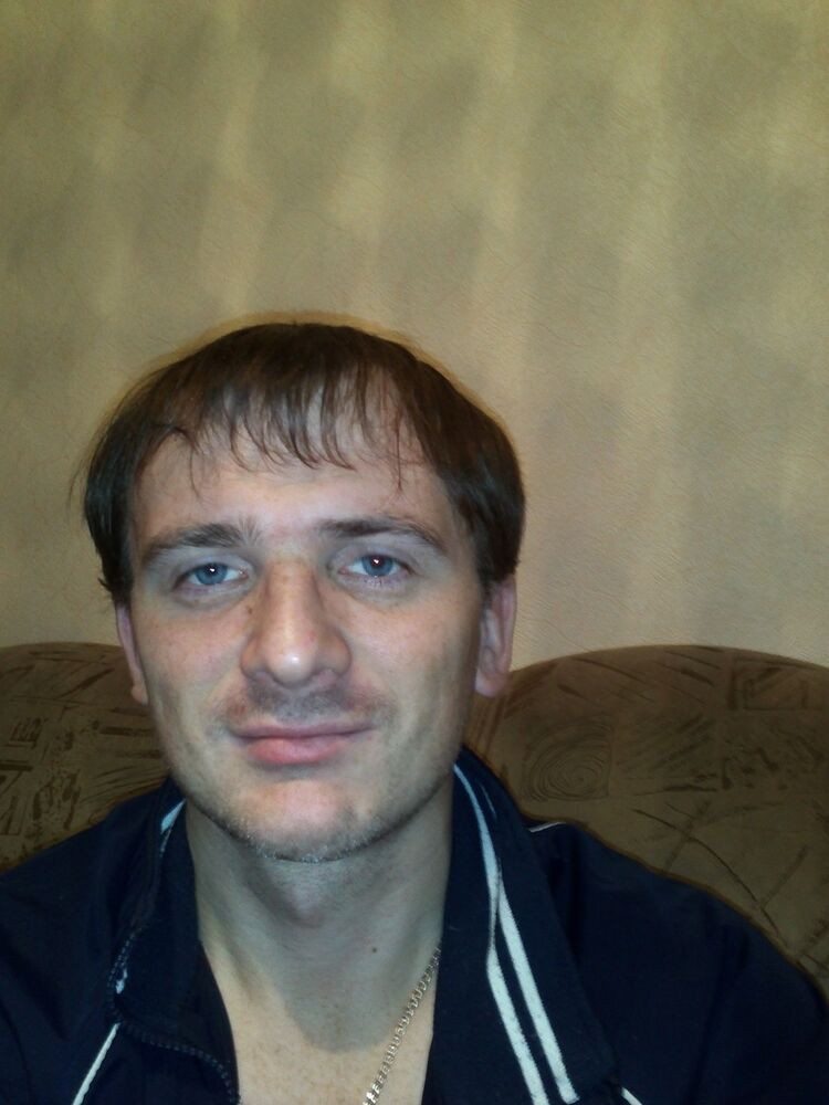  ,   Alex, 44 ,   