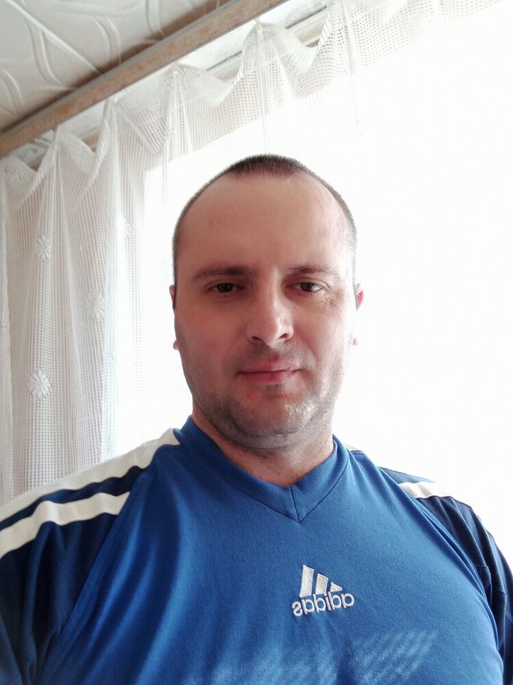  ,   Denis, 38 ,   ,   , c 