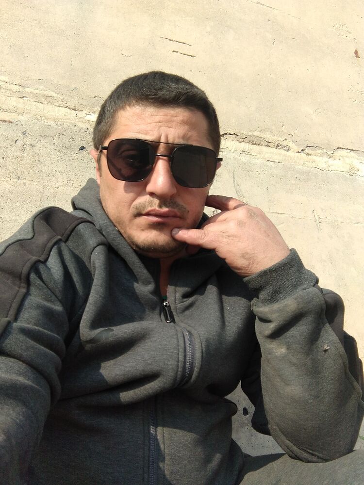  30997561  Hovo, 35 ,     