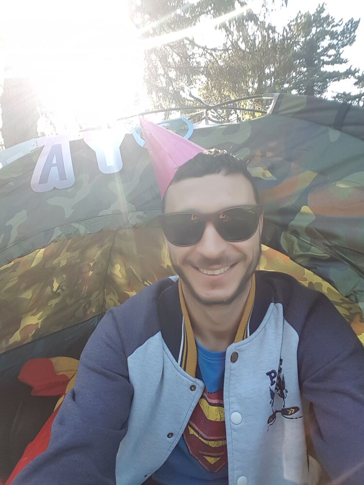  53385541  , 39 ,    Milton Keynes