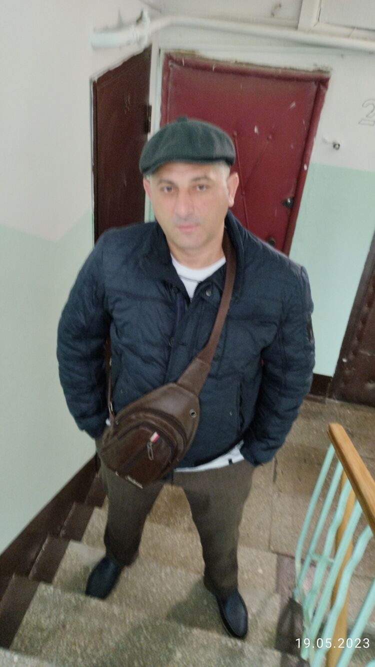  35810121  Anar, 42 ,    