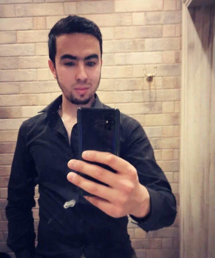  -,   Farruh, 32 ,   ,   , c 