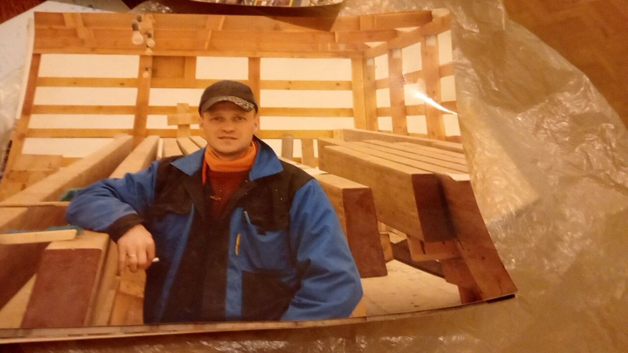  40713071  Aleksandr, 47 ,    
