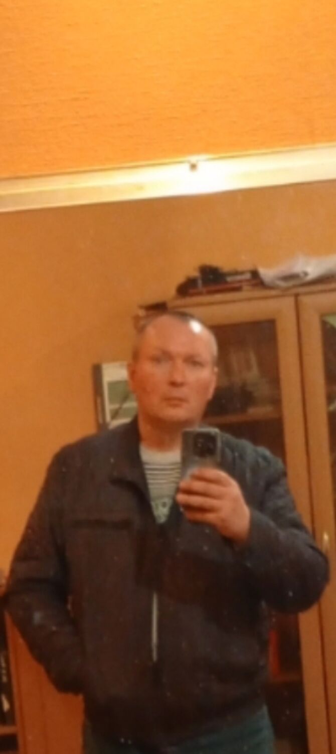  43735141  , 44 ,    