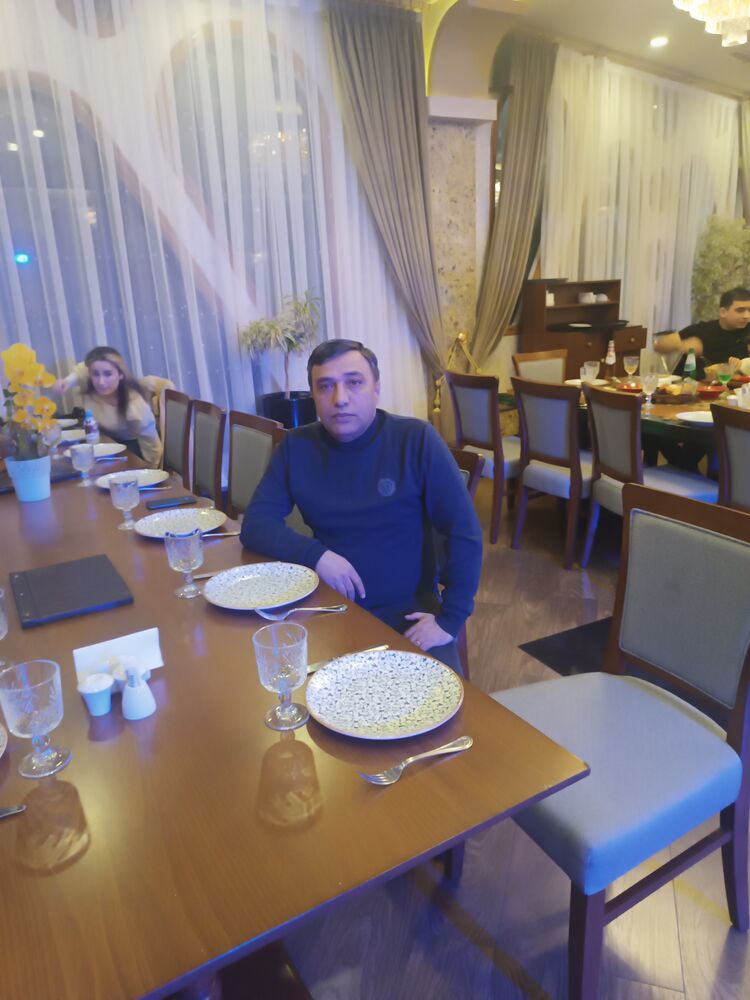  43207111  David, 51 ,    