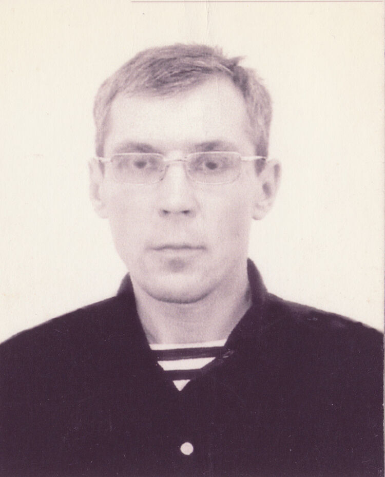  9506521  , 62 ,    