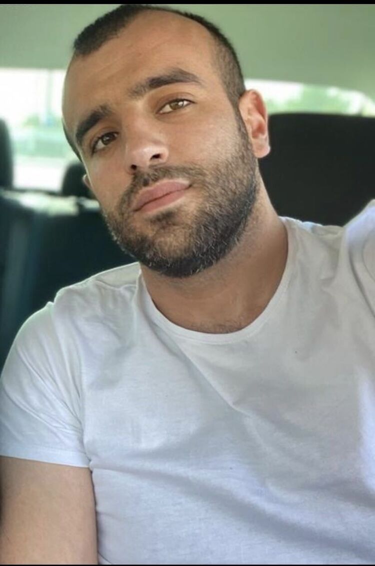  29843311  Ahmed, 40 ,    