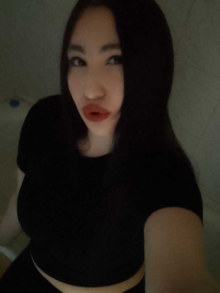  ,   Leila, 24 ,   ,   , 