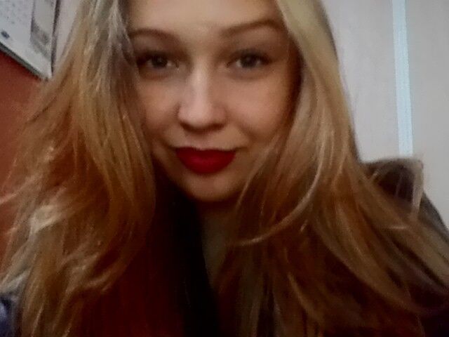  10965971  Adelina, 31 ,    -