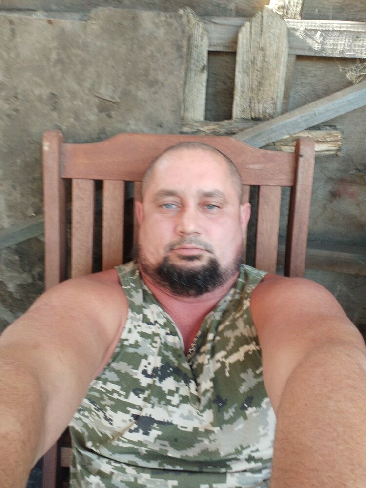  46204401  , 37 ,    