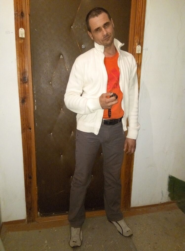  9527711  , 47 ,    