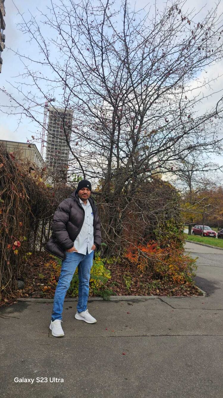  54428771  Suresh Kumar, 35 ,    