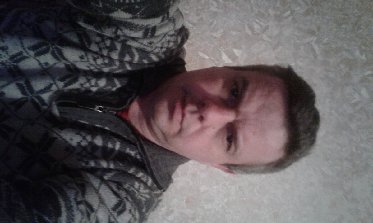  ,   Viktor, 49 ,   ,   , c 