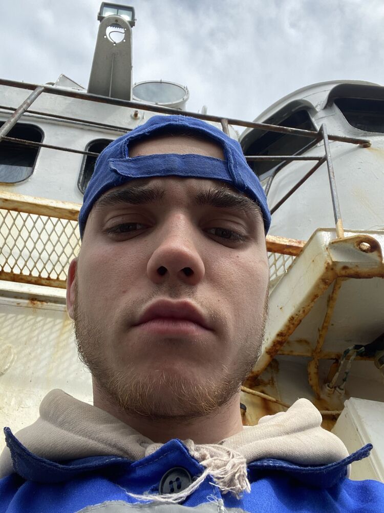  45184681  , 21 ,    