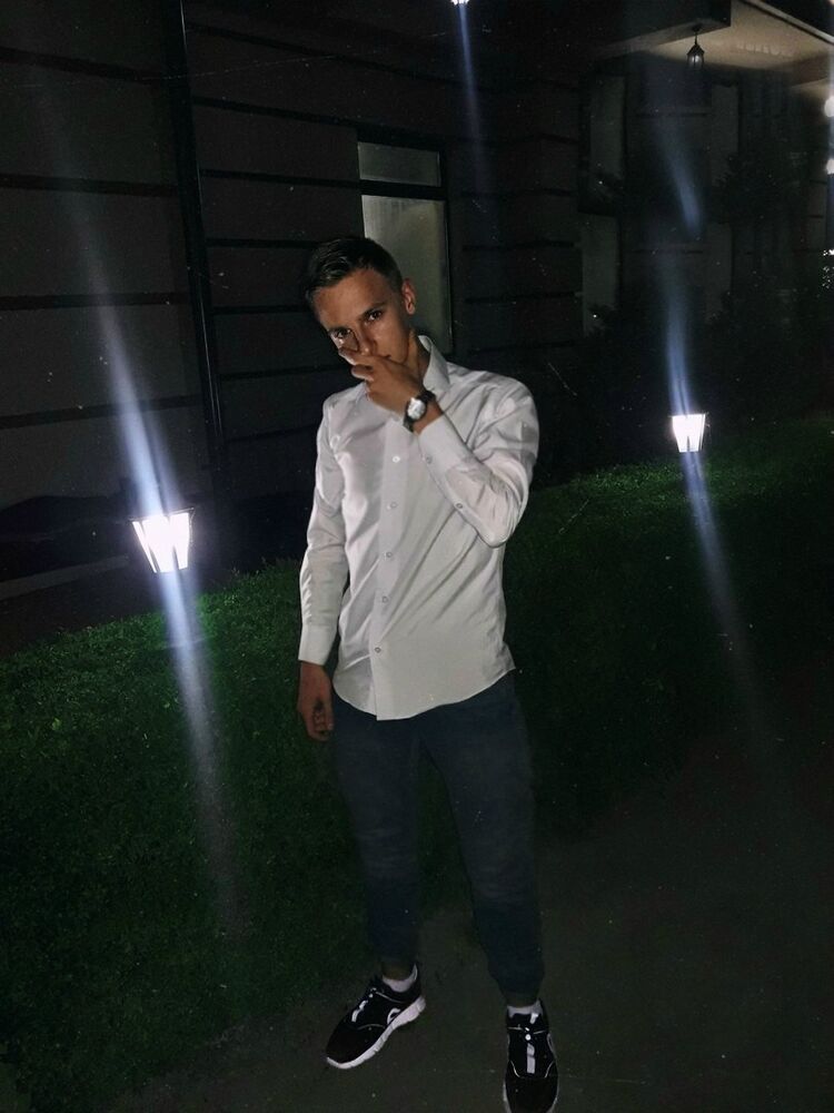  15788331  , 25 ,    