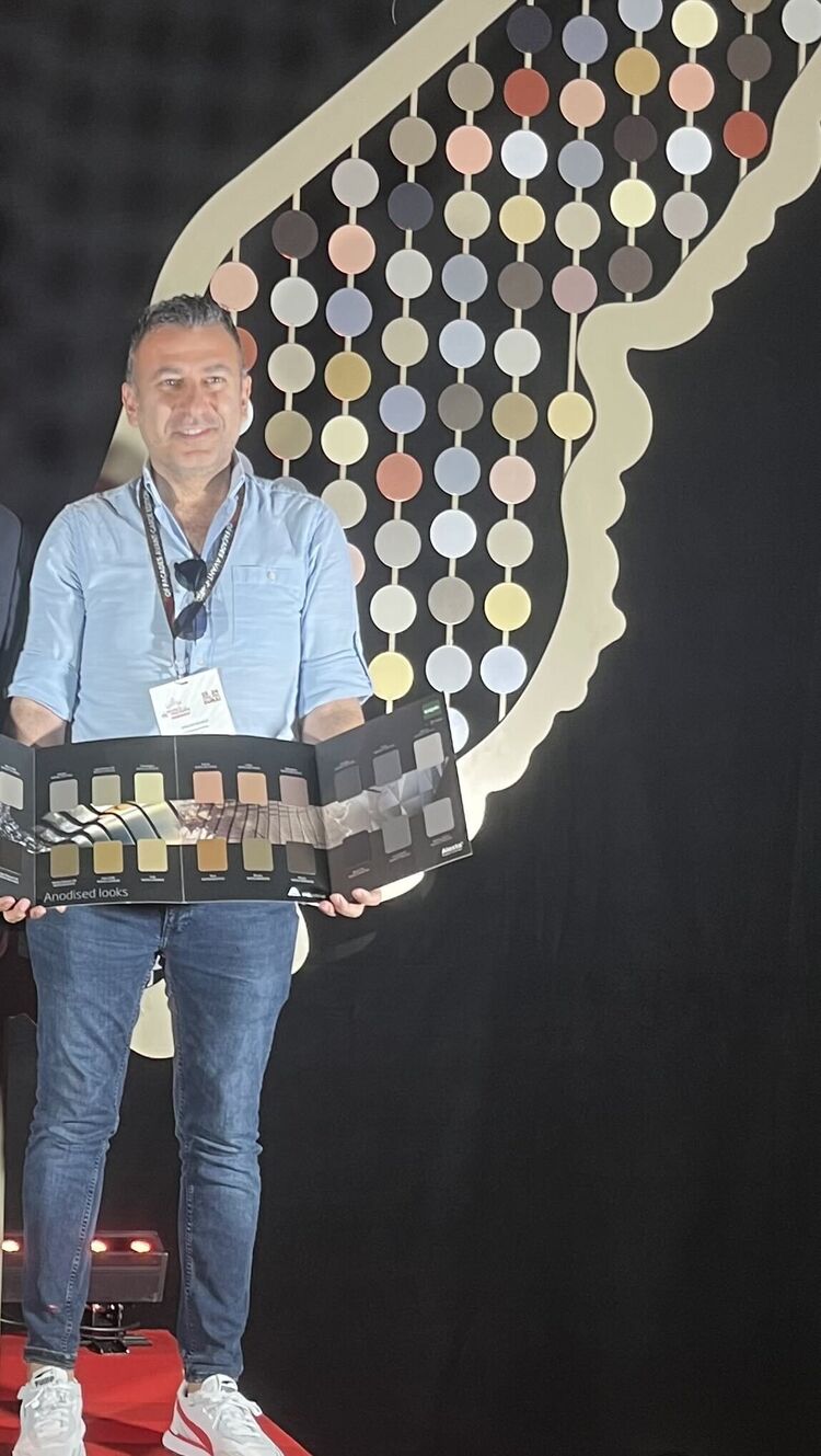  ,   Erkan, 43 ,   ,   