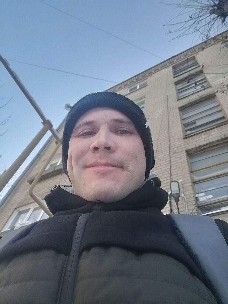 31696231  Dimarik, 33 ,    