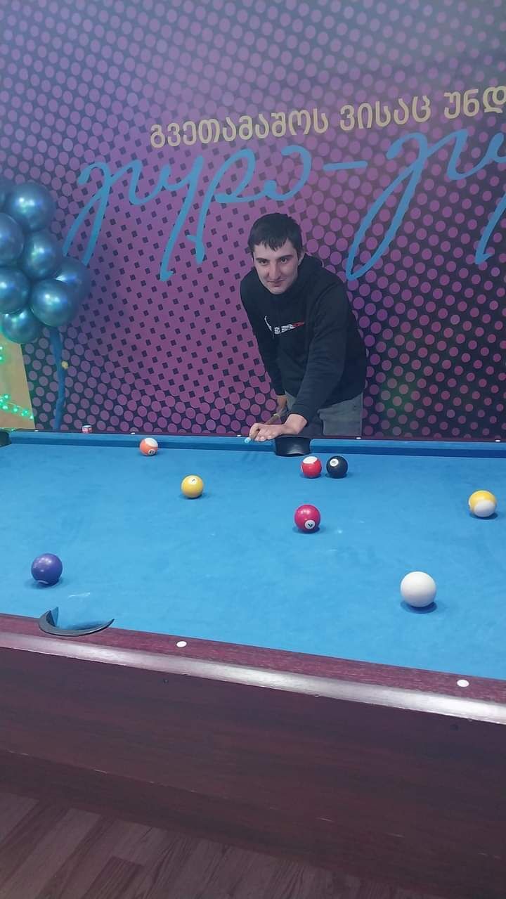  ,   Goga, 30 ,   ,   