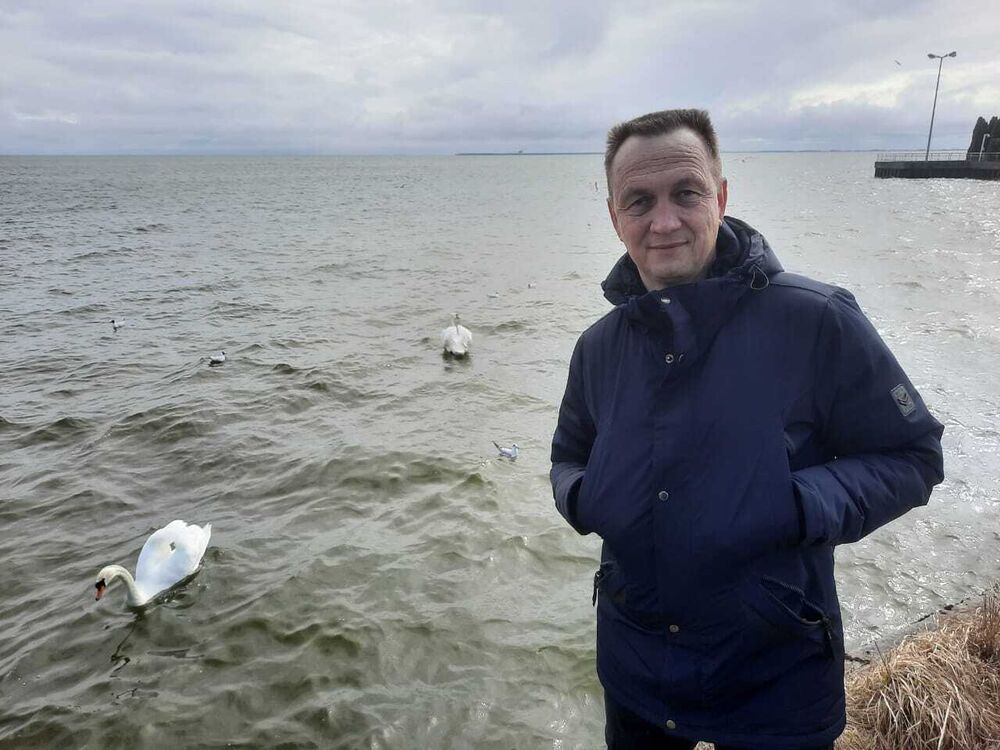  ,   Kirill, 48 ,   ,   