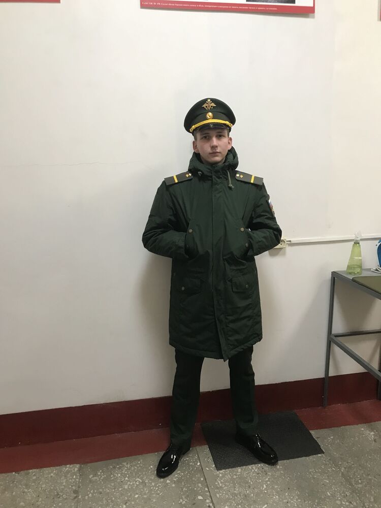  39523731  Alexey, 20 ,    