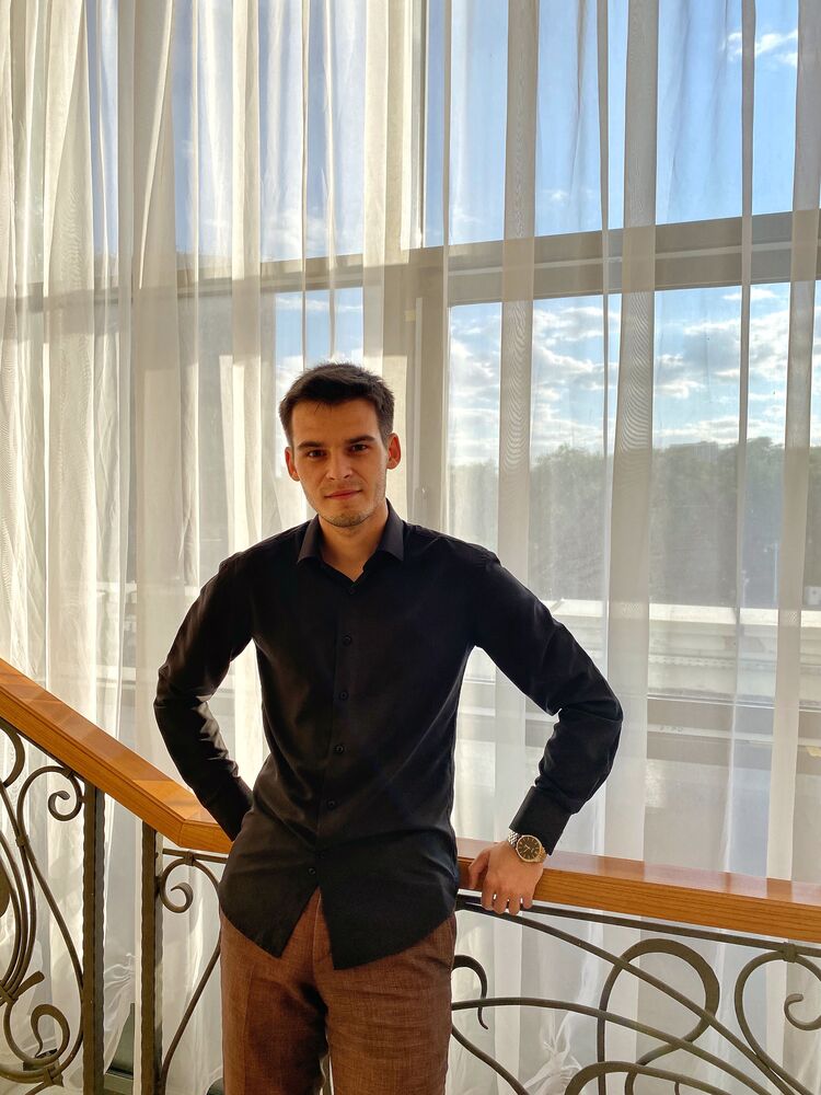  --,   , 26 ,   