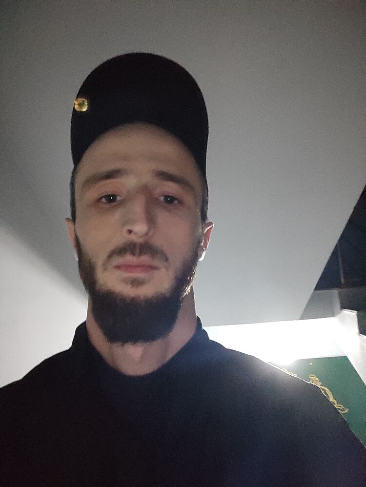  29776341  , 31 ,    