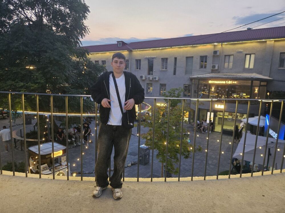  53835871  , 19 ,    --