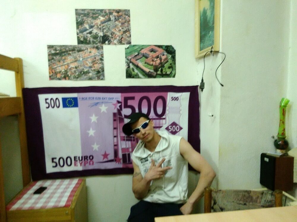  Plzen,   , 33 ,   