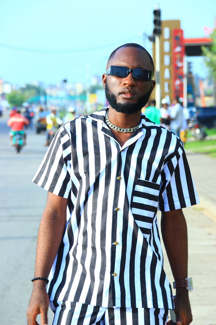  ,   Brandon, 27 ,   ,   , c , 