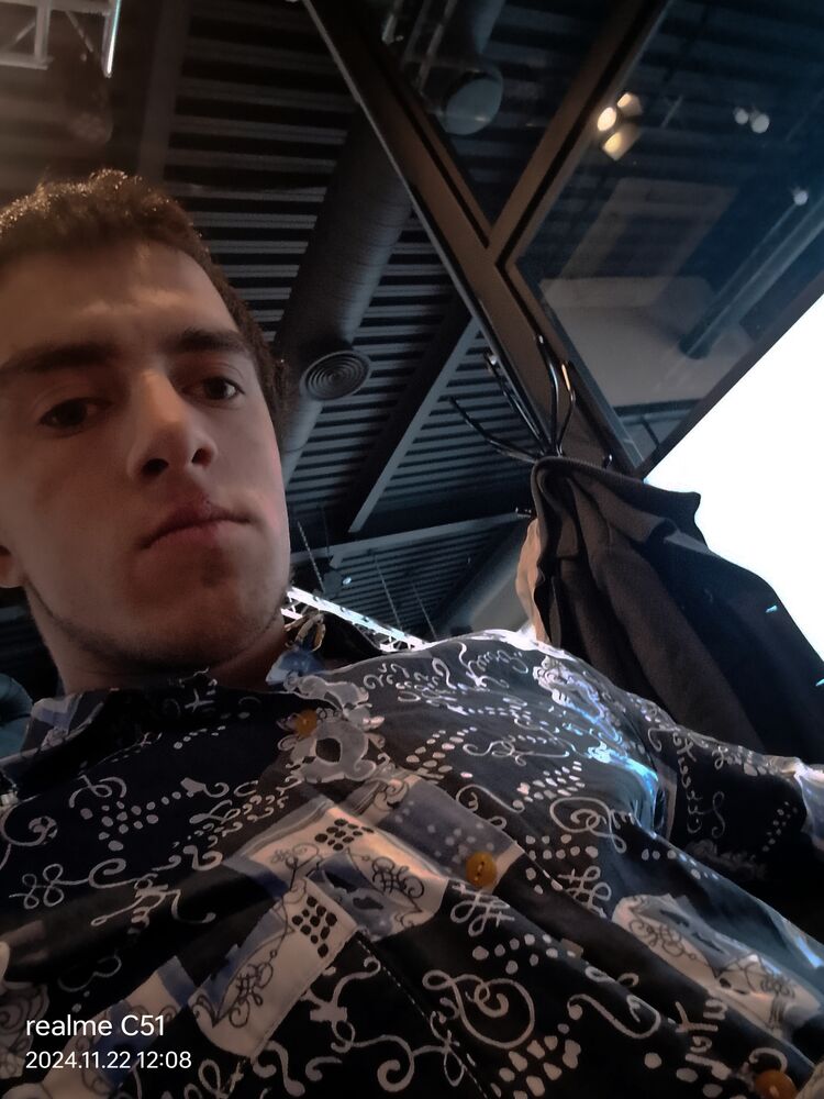  47757161  , 24 ,    -