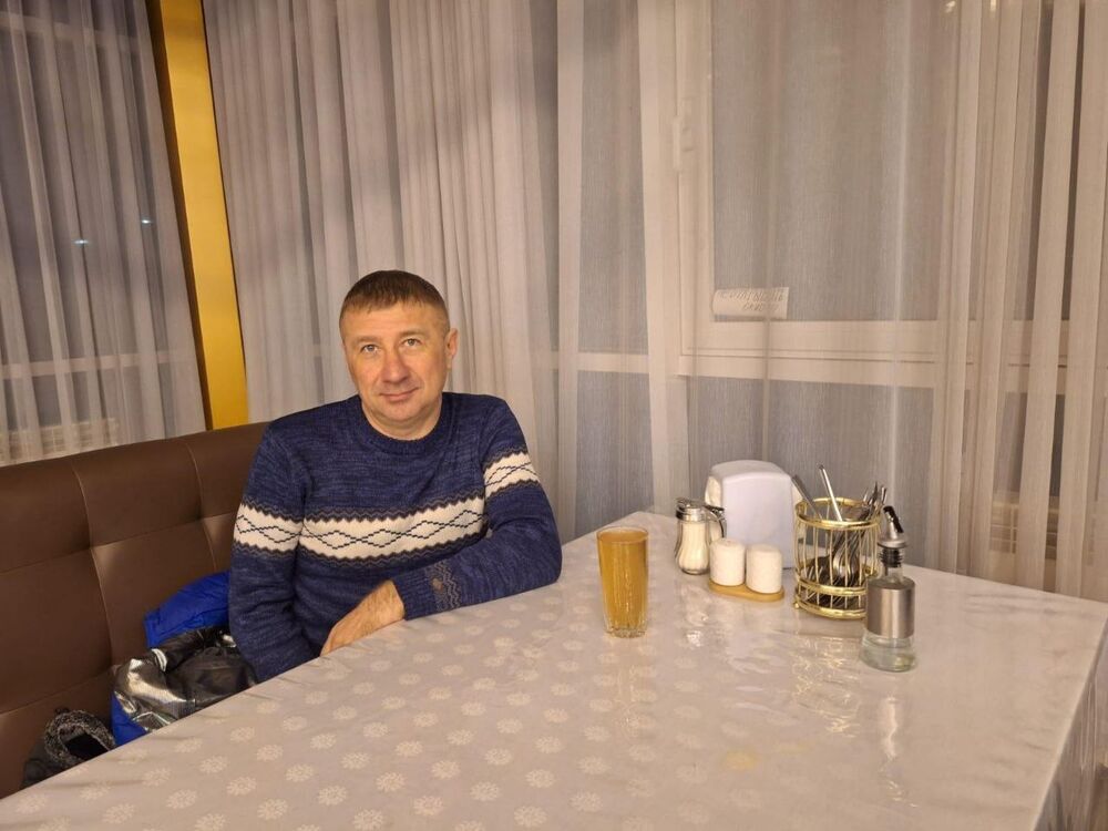  53603101  Arthur, 55 ,    -