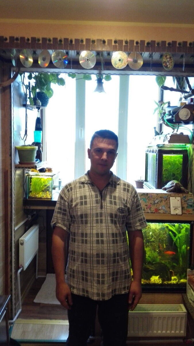  ,   Sergej, 42 ,   ,   , c 