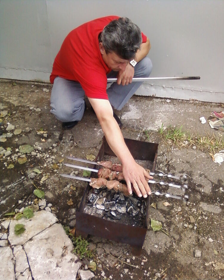  10027301  Emil, 56 ,    
