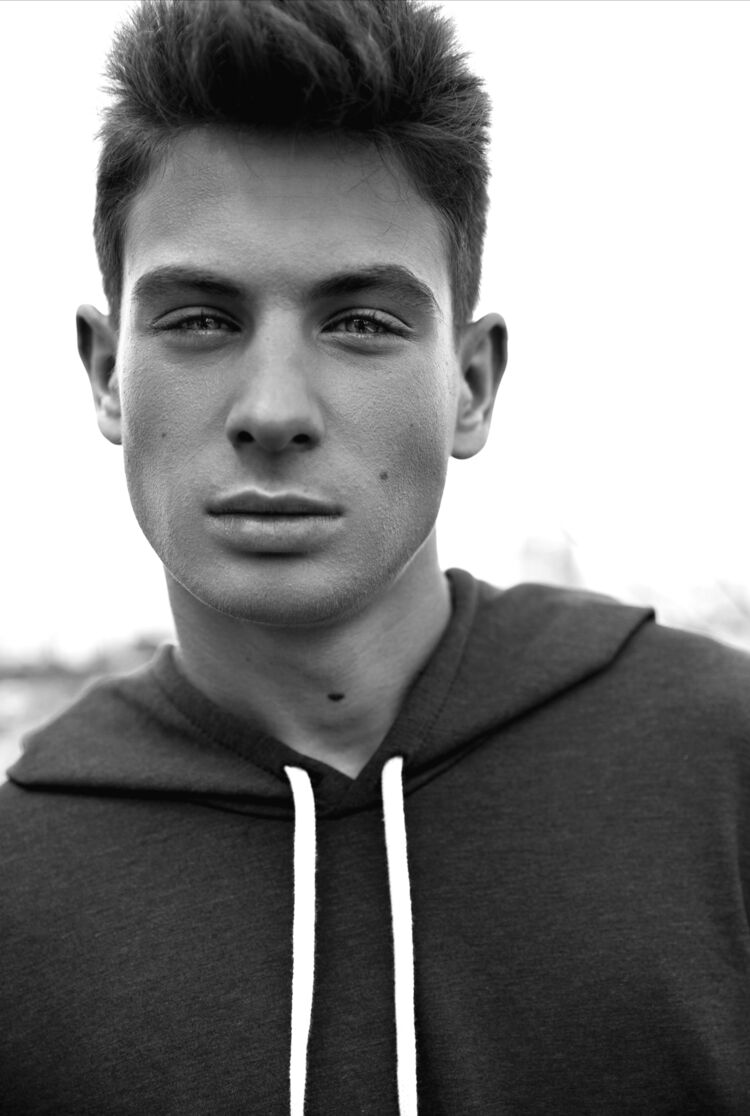 ���� 24779761 ����� �����, 22 ����, ���� ���������� � ���������