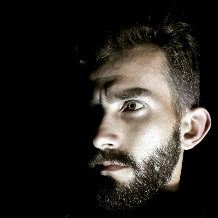  ,   Tony, 33 ,   ,   , c 