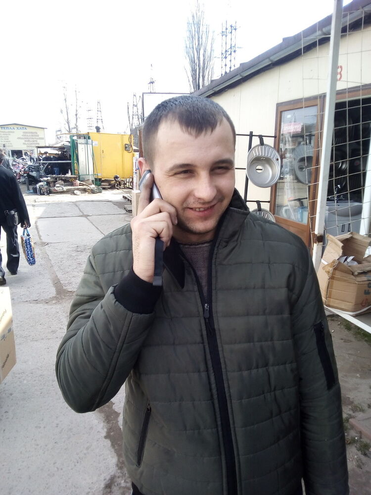  ,   Ctepan, 37 ,  