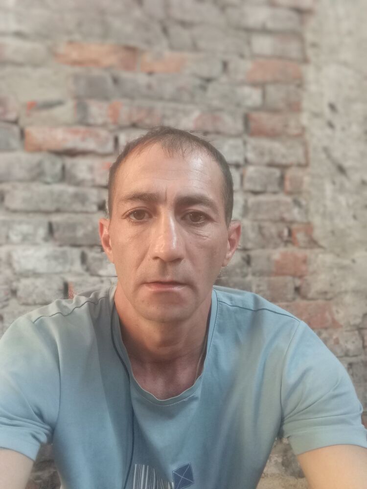  46193841  , 40 ,    